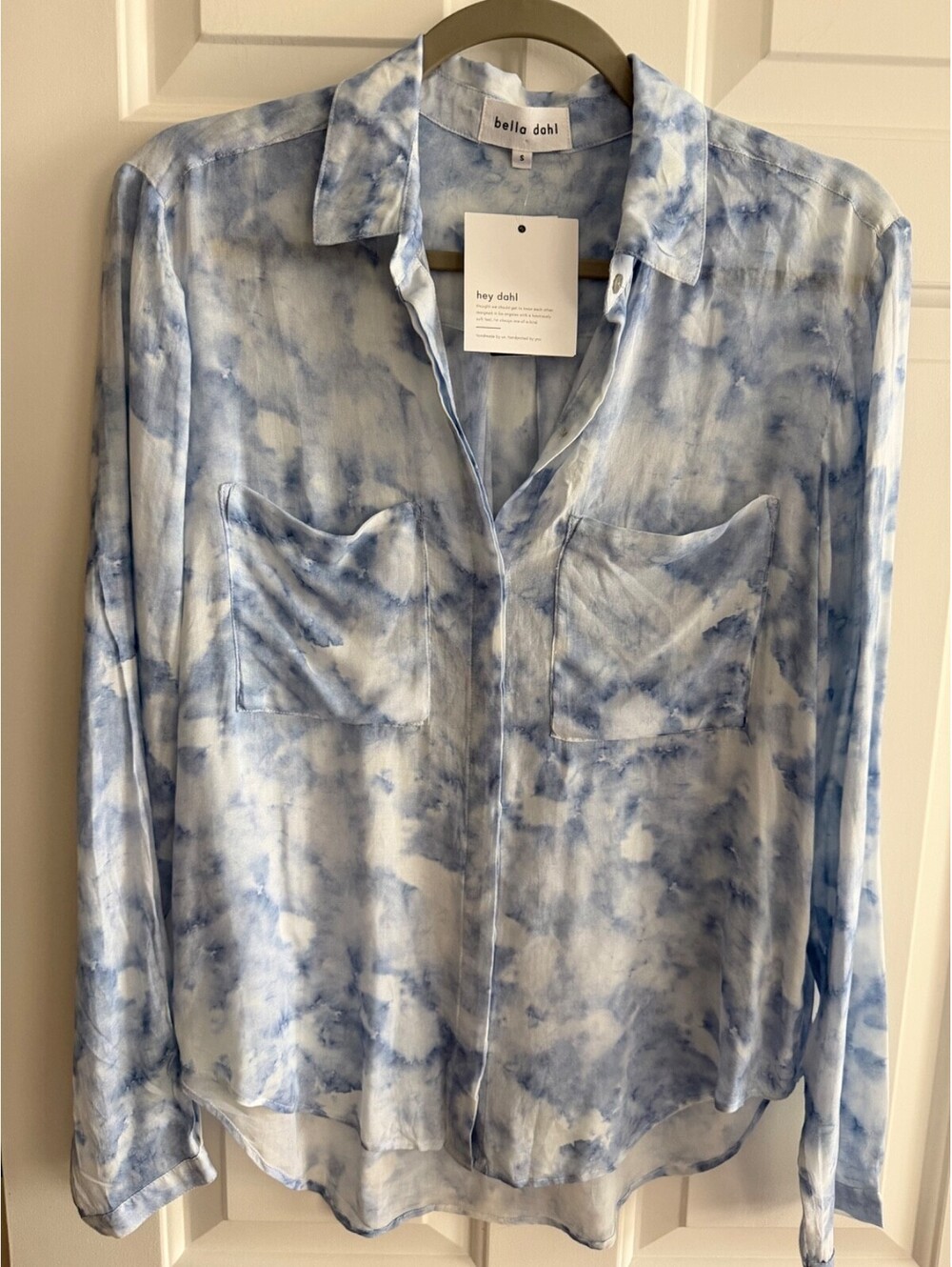 NWT Bella Dahl Coastal Cloud Button Down Shirt XS Blue White Tie Dye Blouse